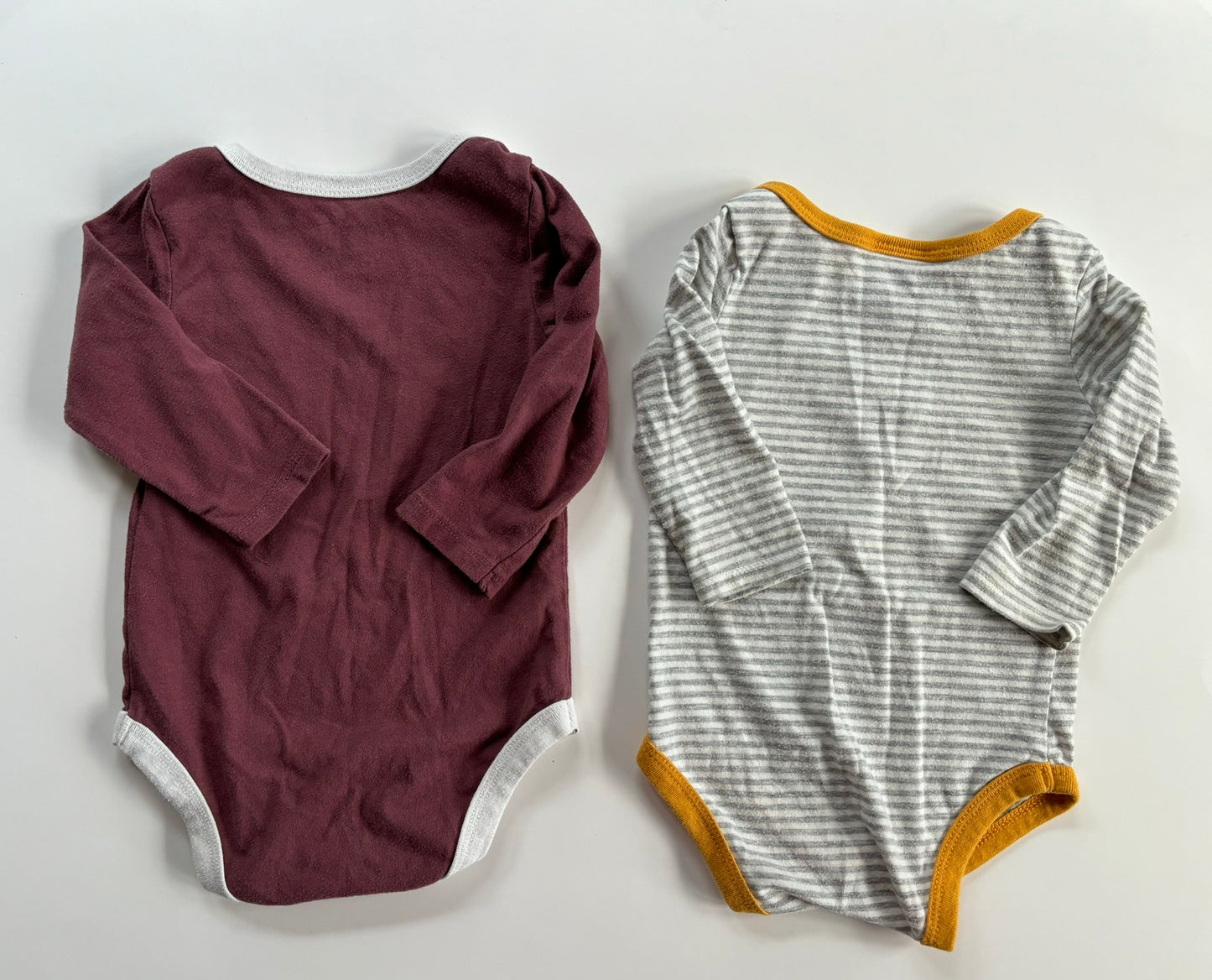 Gender Neutral 6-9 month Harry Potter Long Sleeve Onesie Bundle Yellow Gray Red