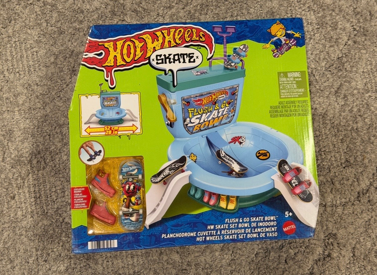 16 - Hot Wheels Flush & Go Skate Bowl **NIB**