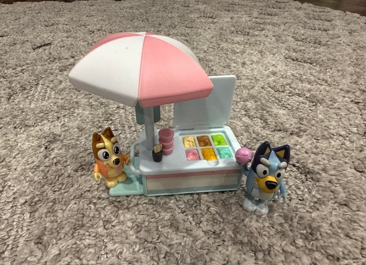 16 - Bluey Ice Cream Cart