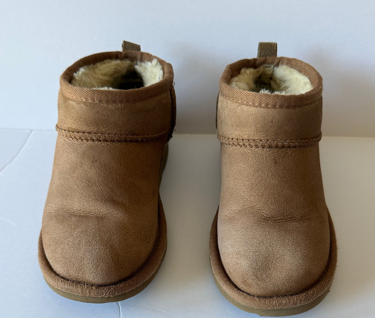 Seller 156_UGG girls ankle boot in chestnut size 13