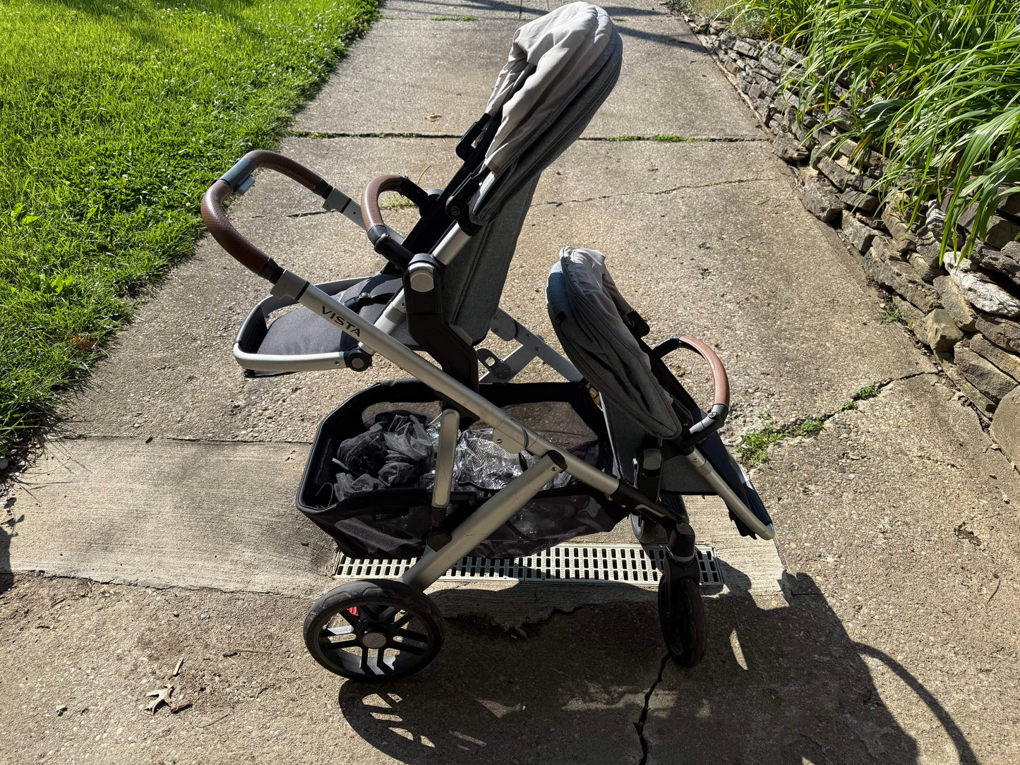 Seller #12 Uppababy Vista V2 with extras