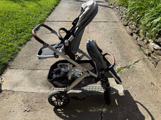 Seller #12 Uppababy Vista V2 with extras