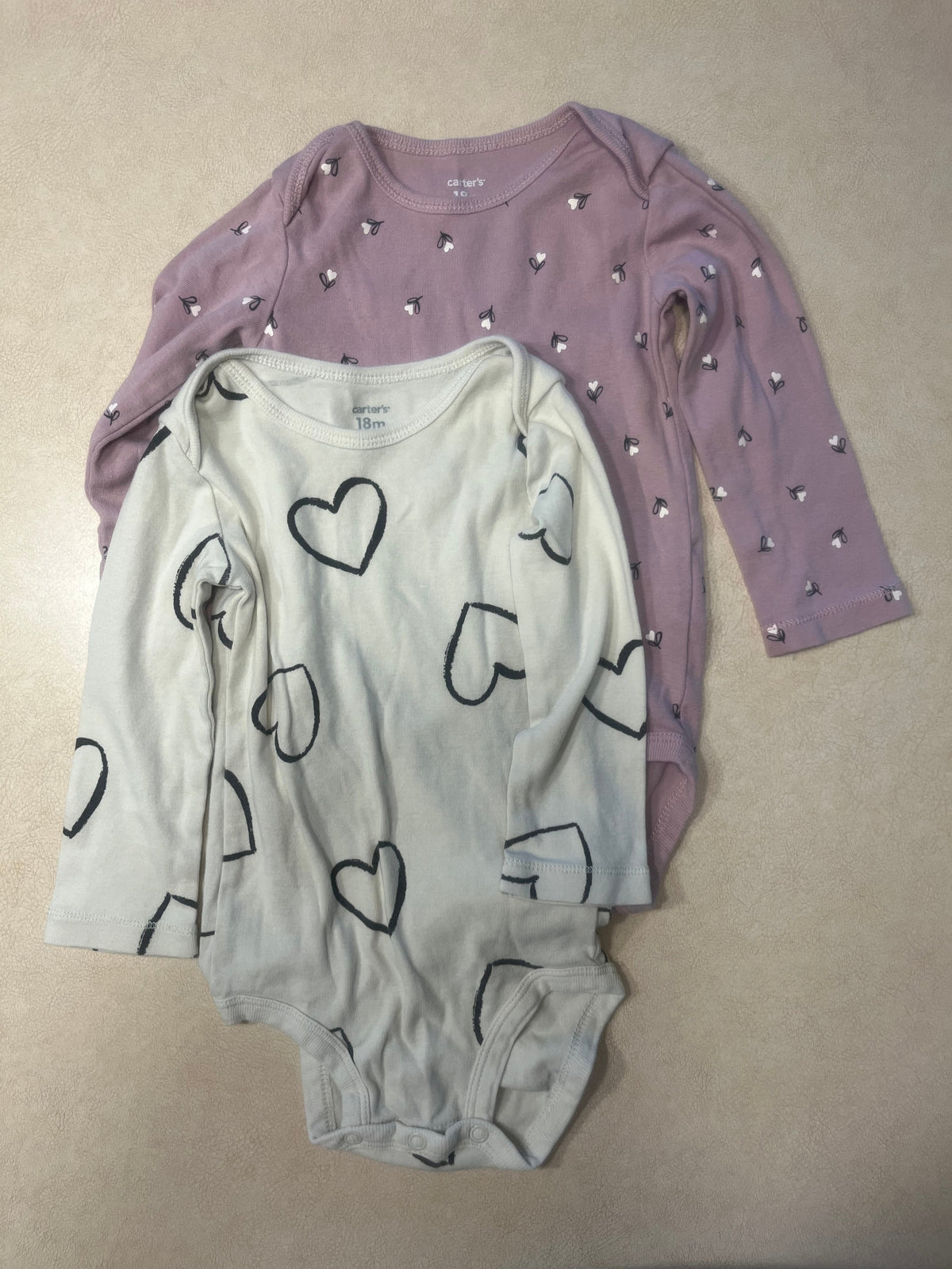 #200 Carter's Heart Bodysuit Set Girls 18m