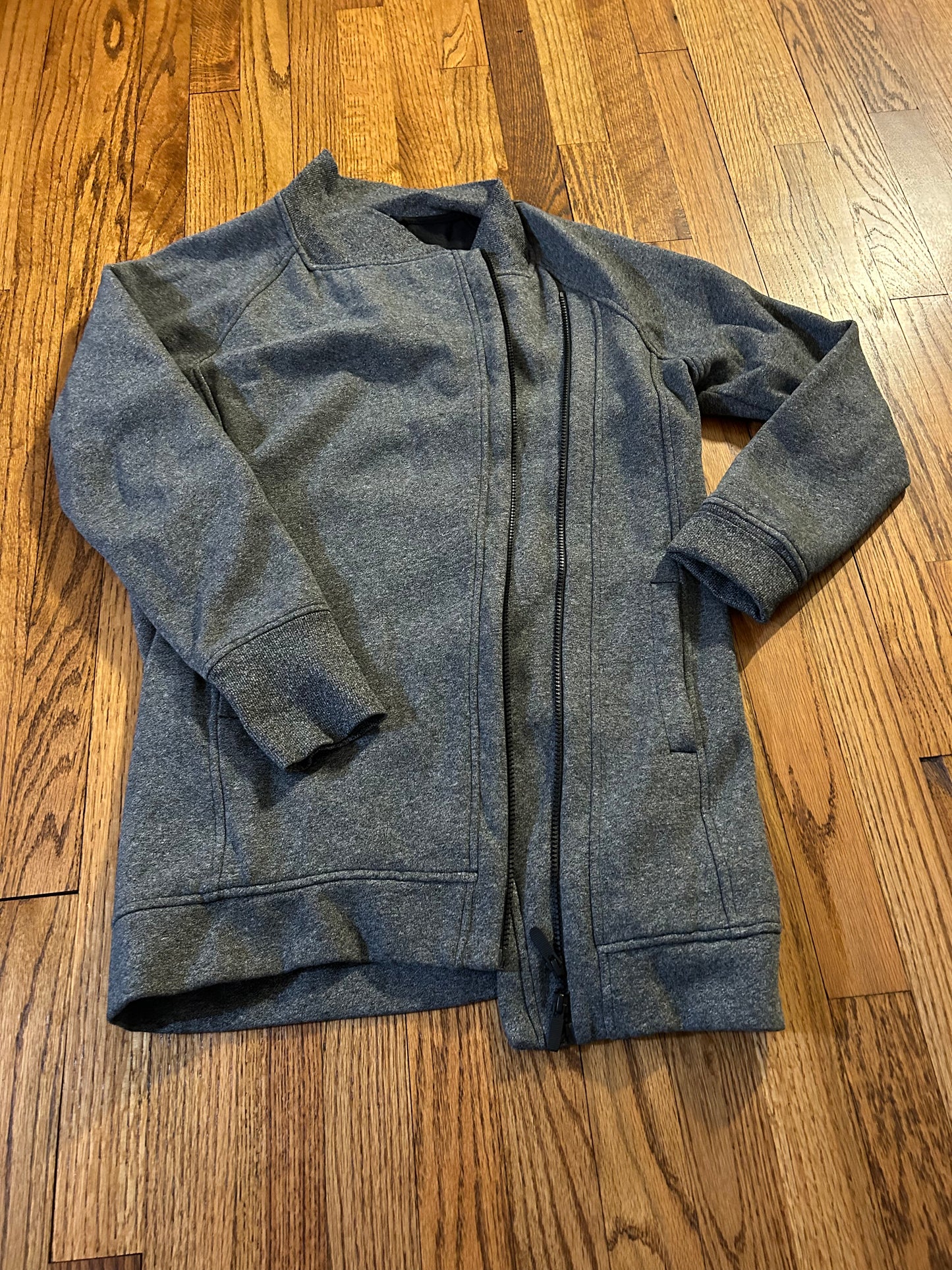 Lululemon Women's Grey Jacket with Asymmetrical Zipper - size 8