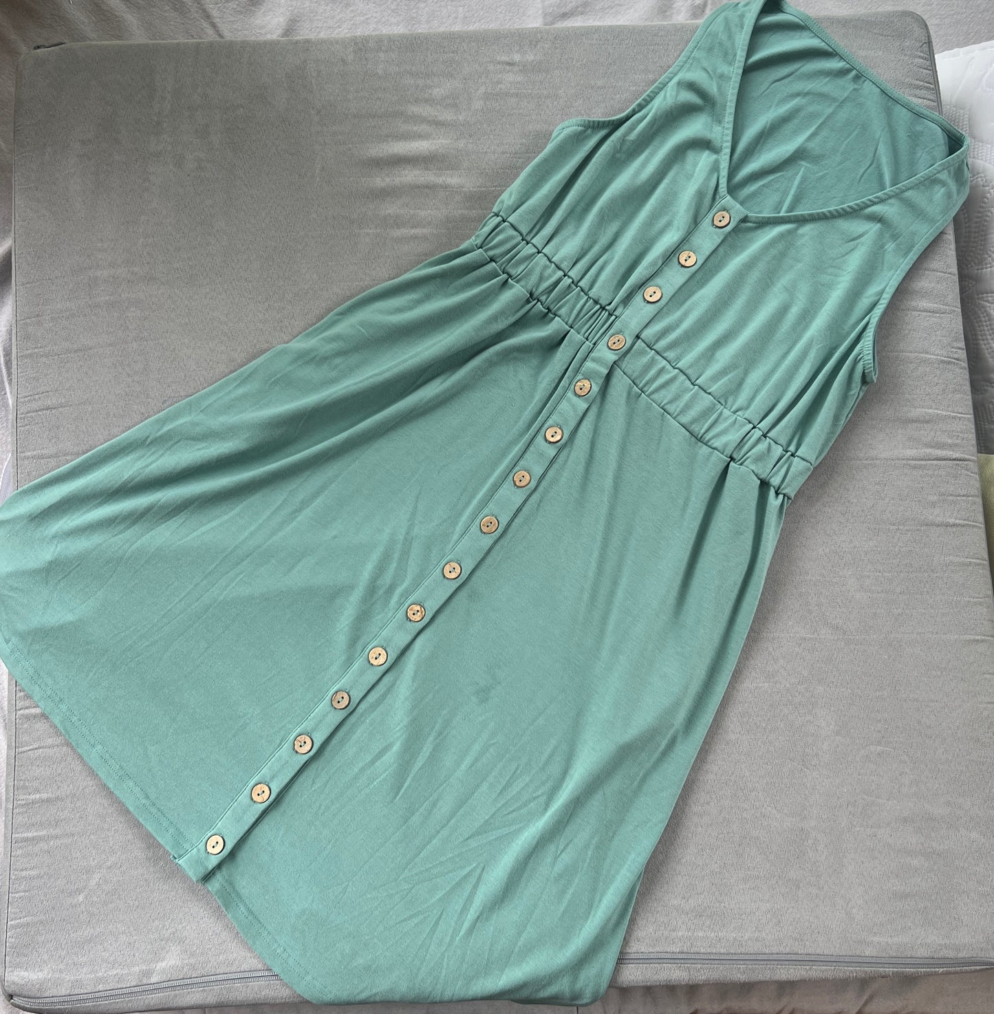 #154 Womens M blue/green button-front dress, washed never worn