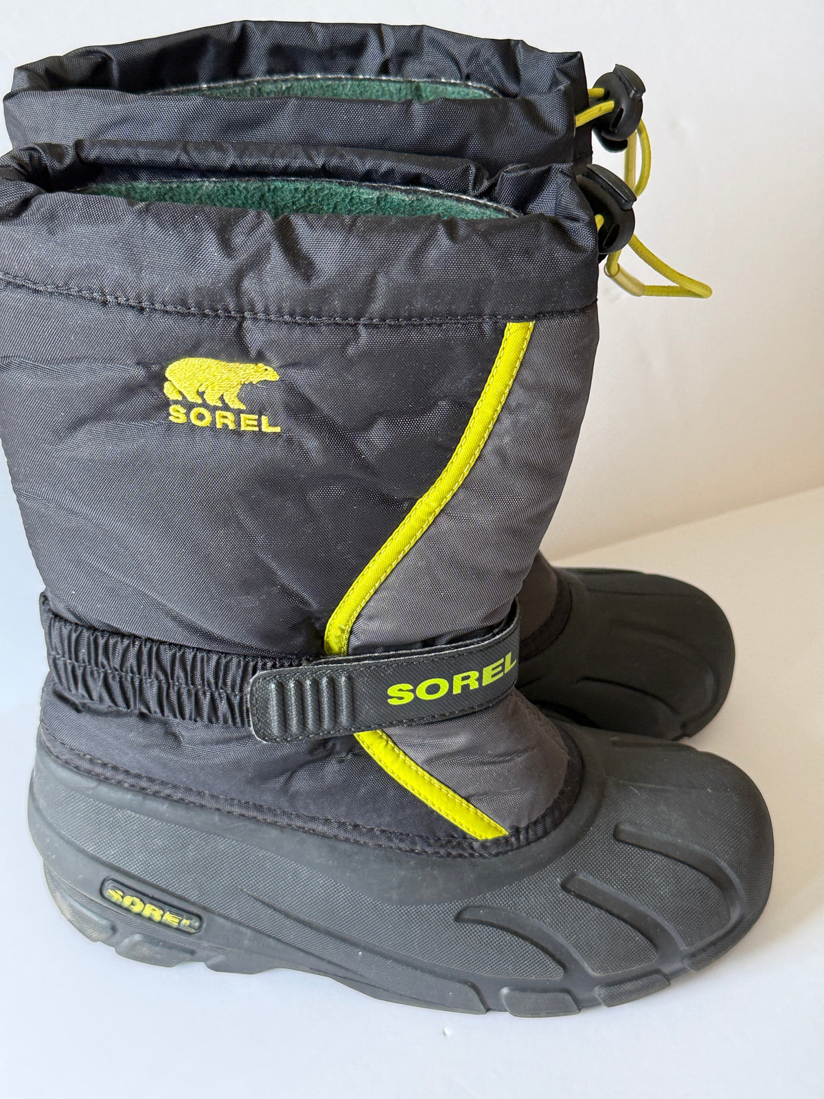 Seller 156_Sorel Winter Boot boys size 5