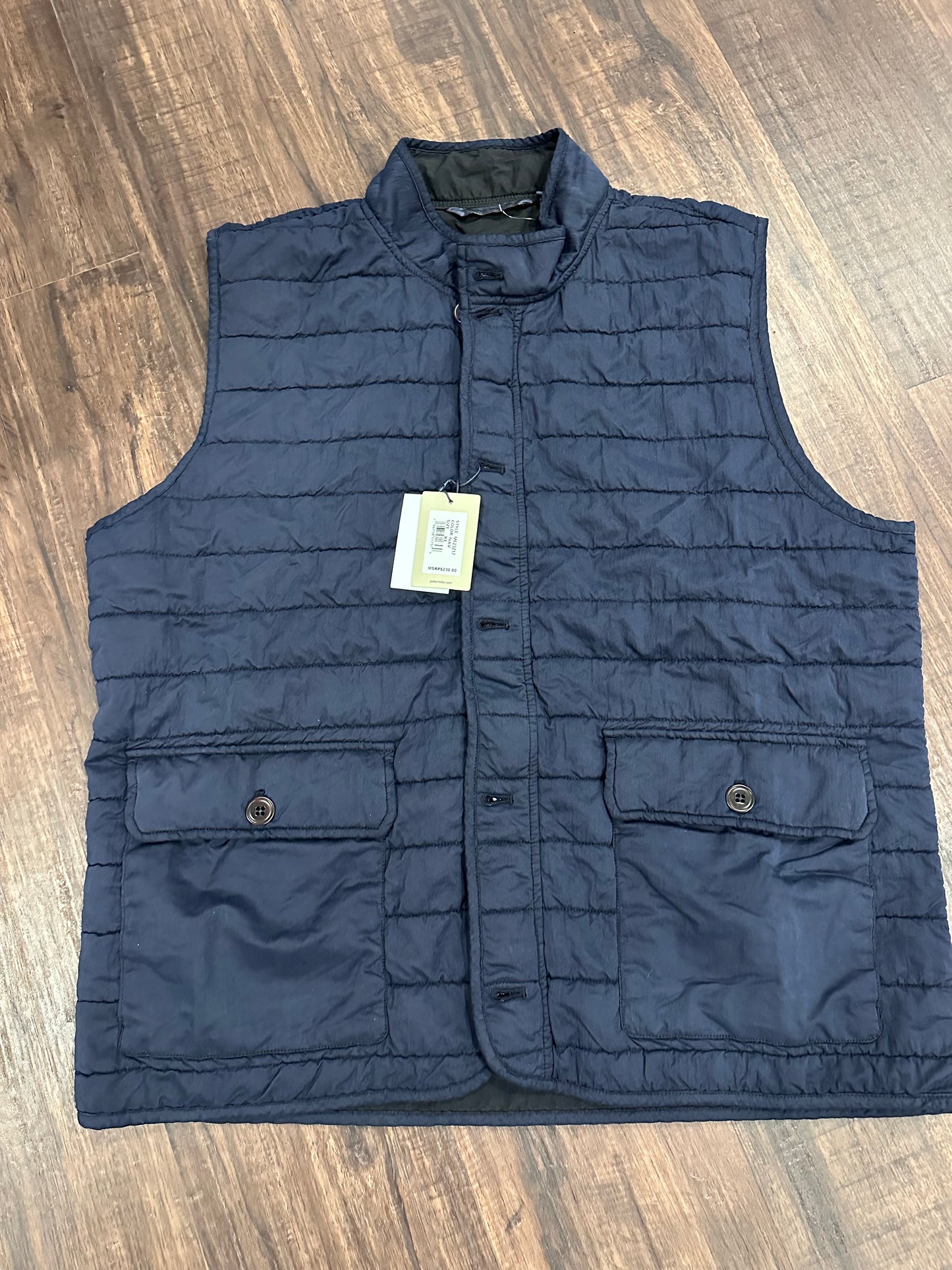 #81b mens size XL Peter Millar vest- nwt