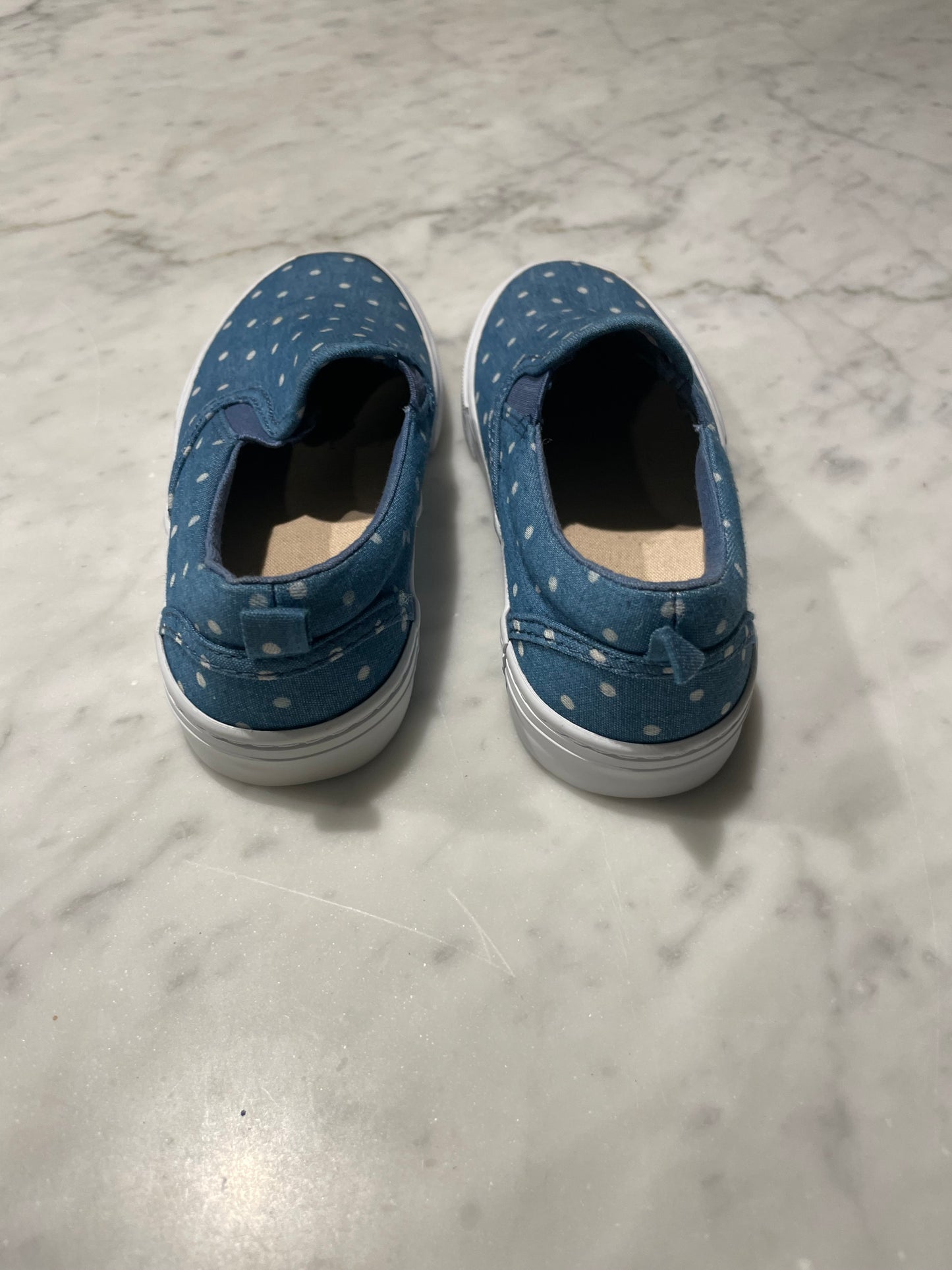 #52 - GAP Kids Polka Dot Chambray Loafer Sneaker - NEW - Girls Size 12