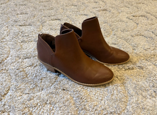 16 - Rocket Dog Booties - Women's 9
