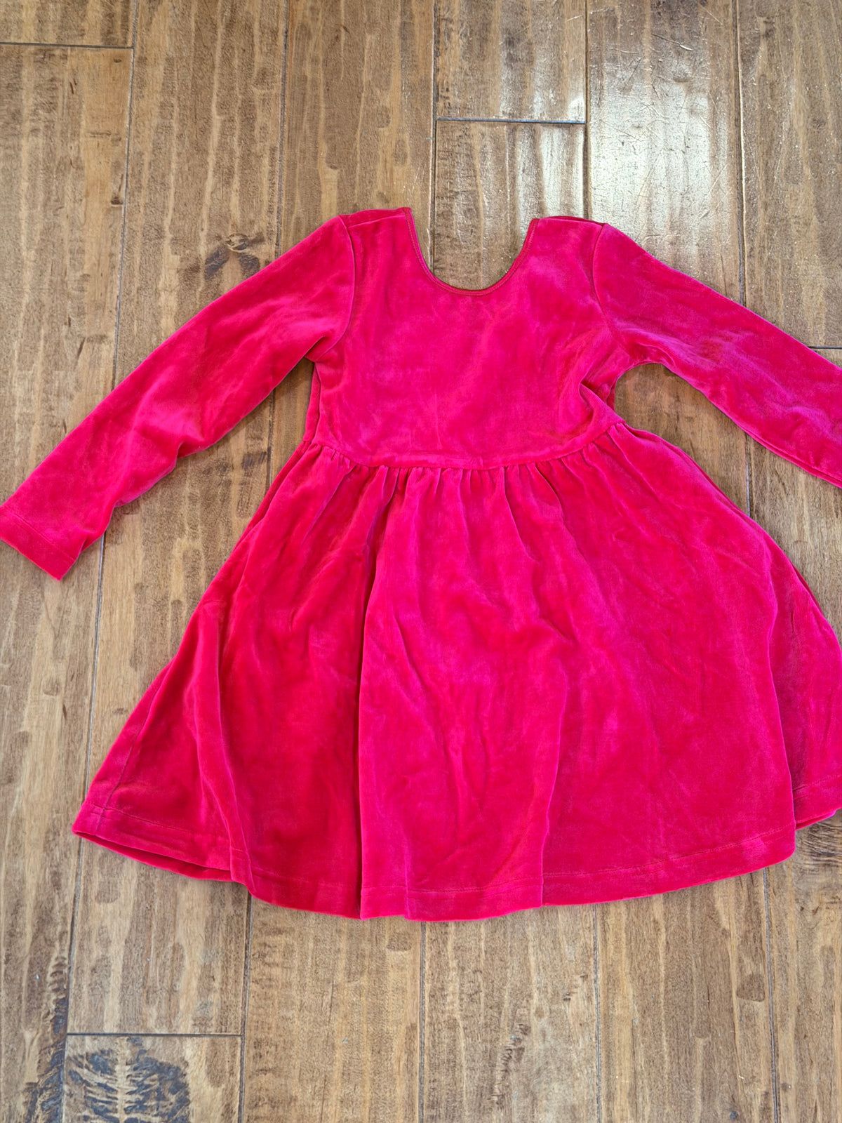 #99 girls Hanna Andersson red velvet twirl dress size 4
