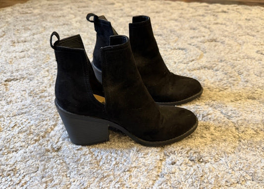 16 - Target Black Booties - Women's 9.5