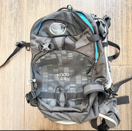 Seller 196 Osprey hiking backpack S