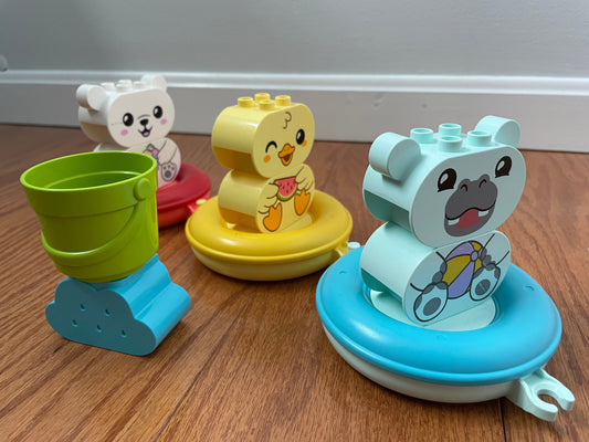 #42 REDUCED Lego Duplo Bath Time Fun Floating Animal Train