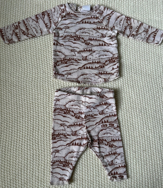 #93 H&M Neutral Landscape Matching Set Gender Neutral NB