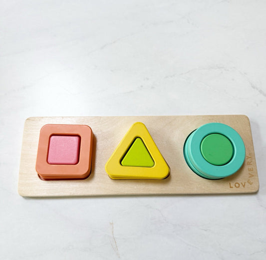 Seller 196 Lovevery geometric  puzzle