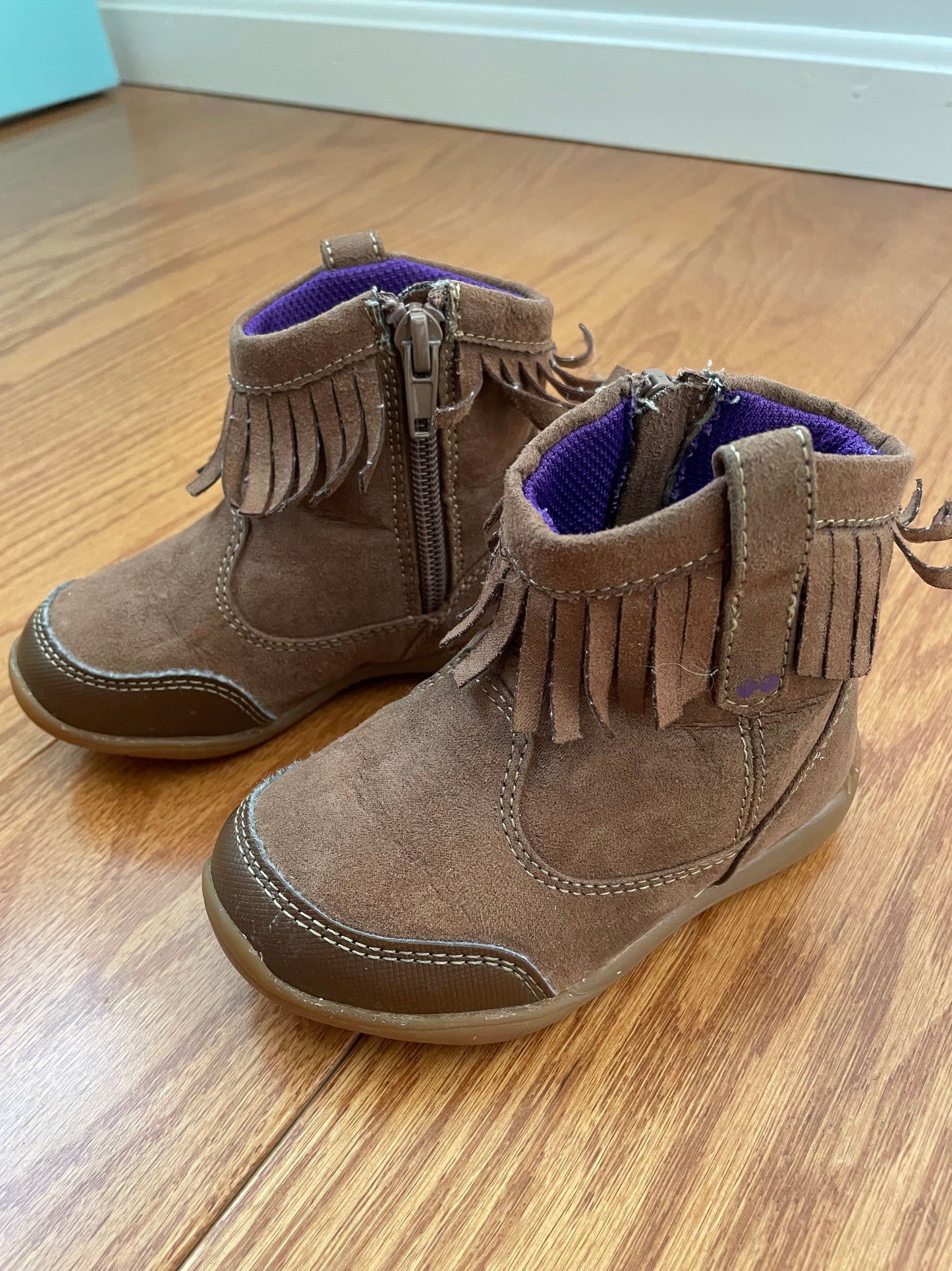 #42 REDUCED Stride Rite Brown Boots Girls Size 6