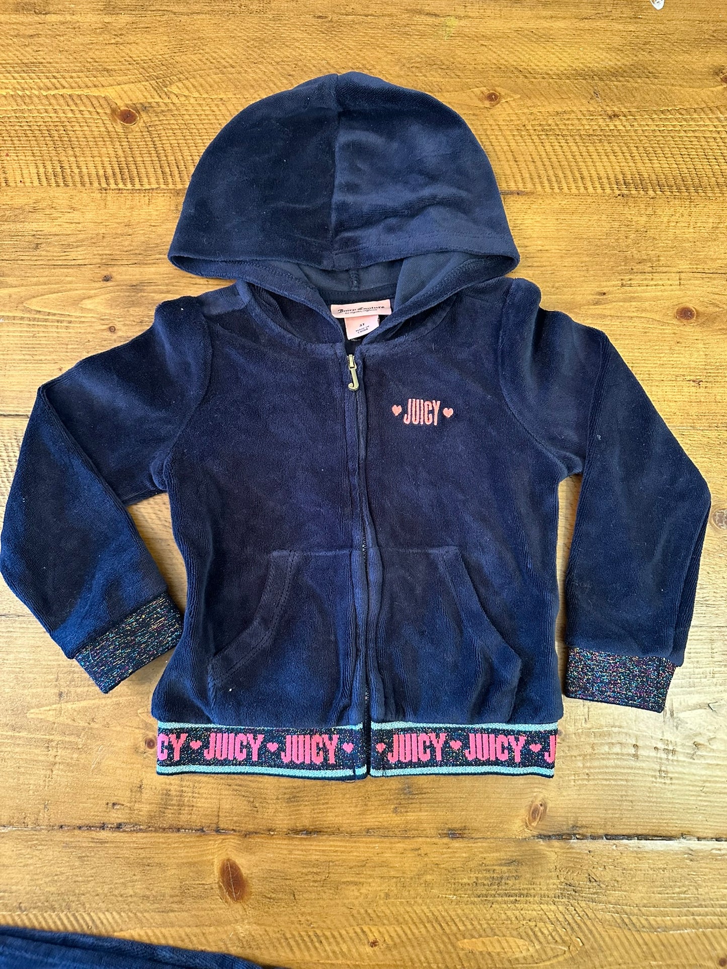 #88 3T Juicy Couture Velour set  VGUC