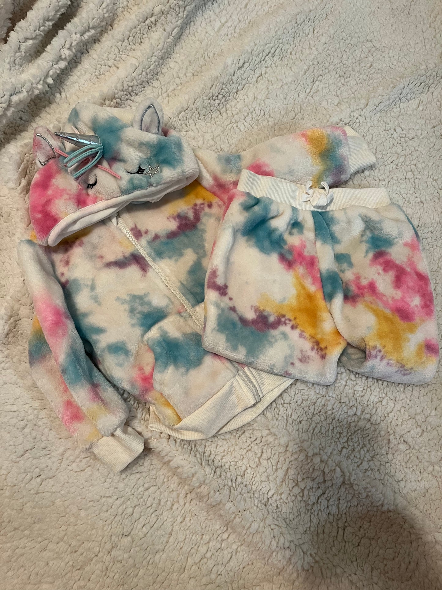 Seller 73A: Robeez 12M Unicorn Jogging Suit - NWOT