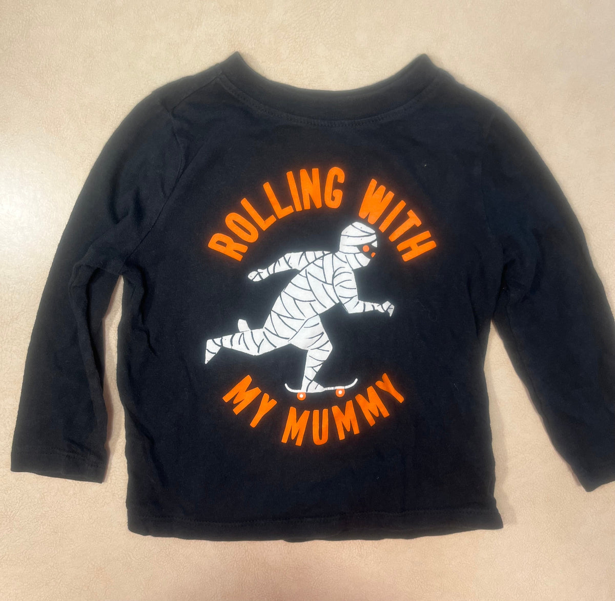 #200 Old Navy Rolling with my Mummy Halloween Shirt Boys 2T