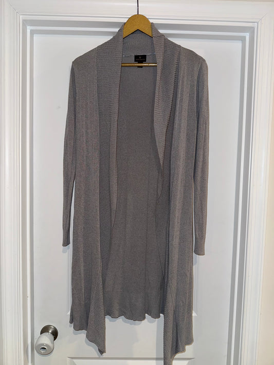 Seller #106: *Reduced* Womens XS (Sits like S) Worthington Gray Thin Cardigan