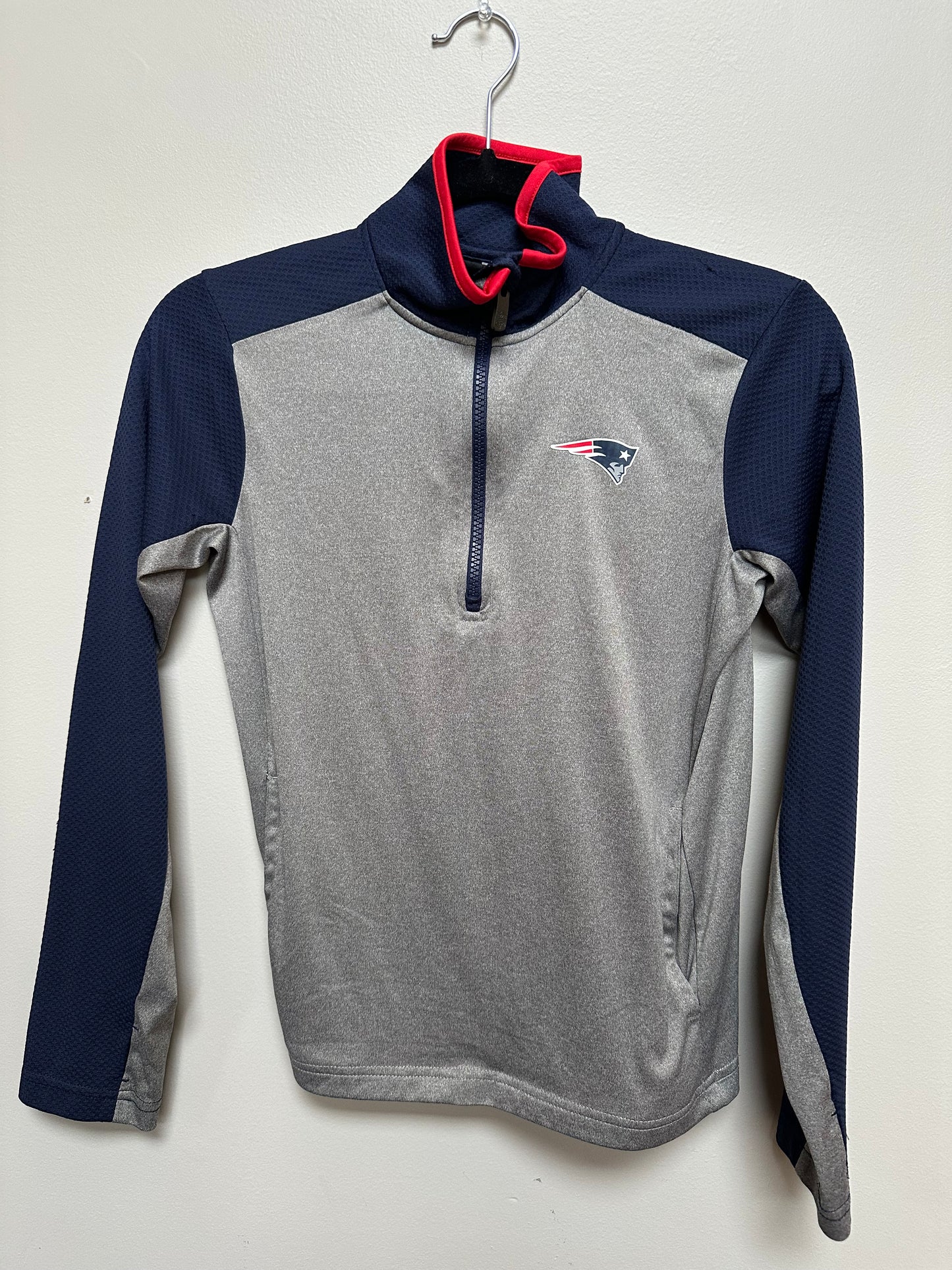 #133 New England Patriots NFL sz 10-12 Boys Zipup Football