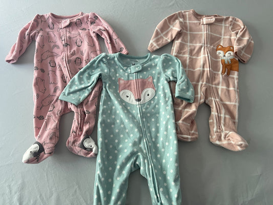 #211 REDUCED 6m Fleece Sleeper Set Penguins/Fox
