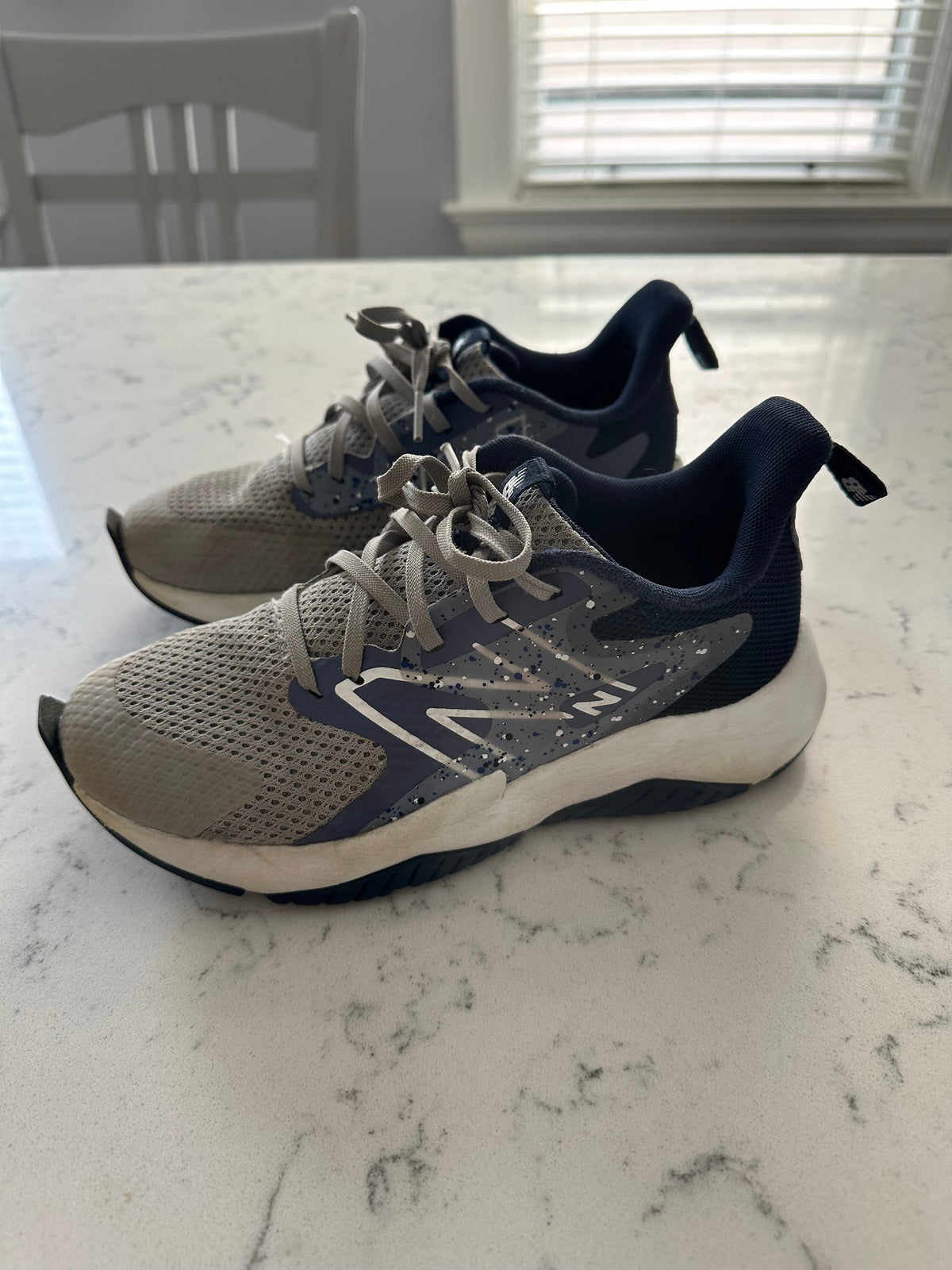 Seller 42, New Balance Gym Shoe, Gray/Navy, Boys Size 4