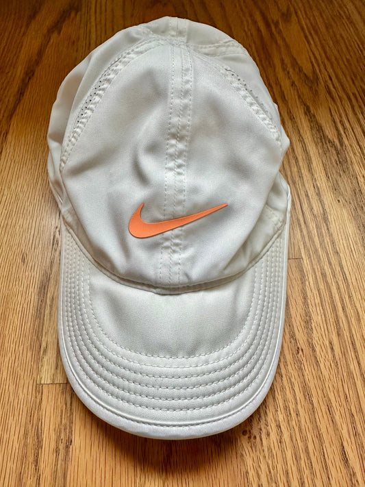 #198- Women’s Nike Hat, White