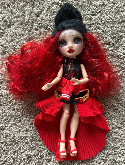 #77 Rainbow High Fantastic Fashion Ruby Anderson Doll