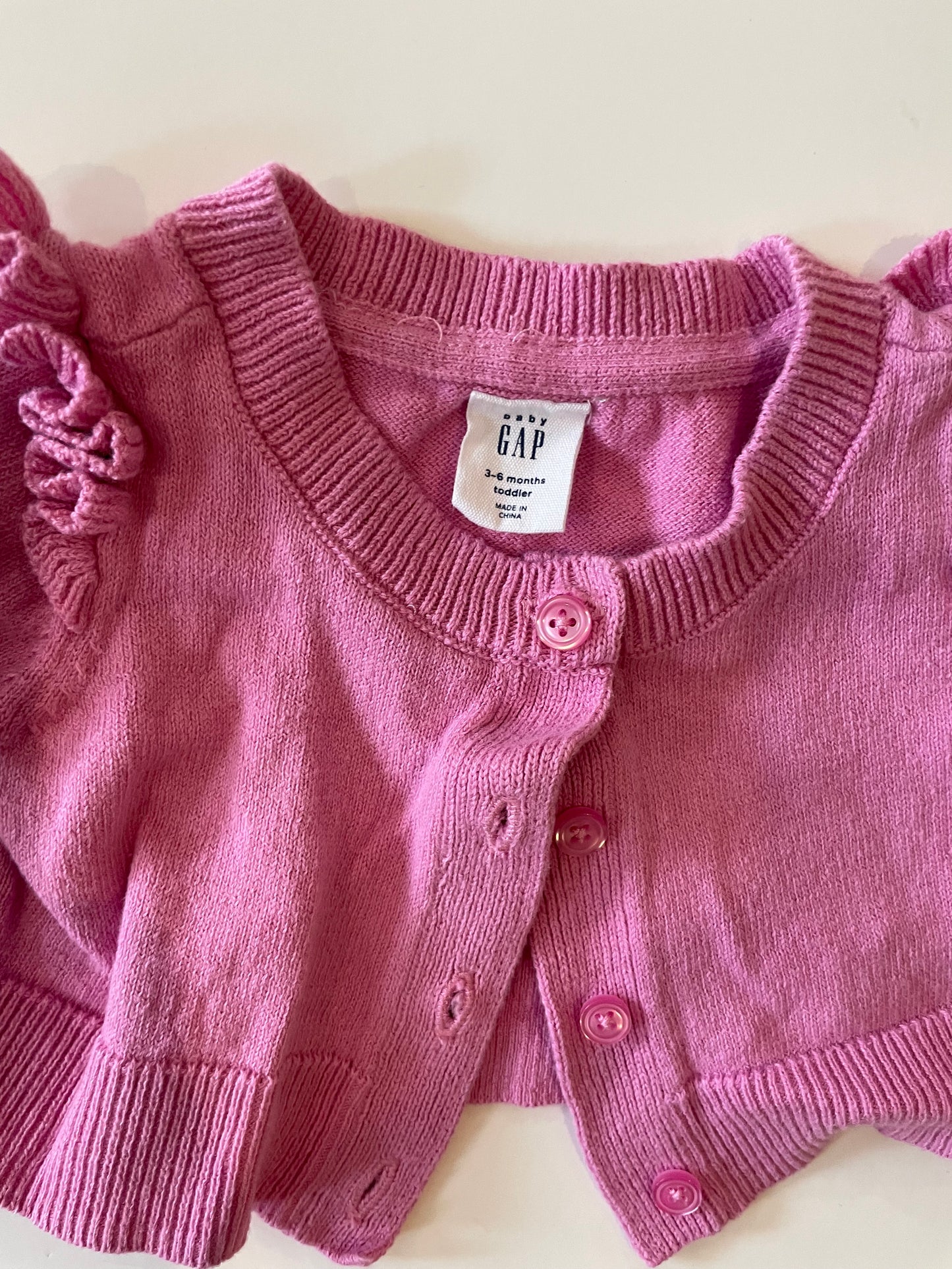 GAPshort pink cardigan size 6 months