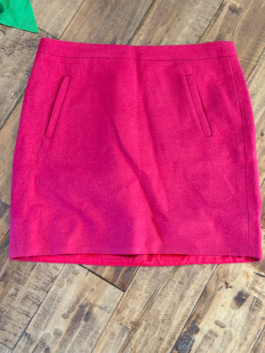 #99 women’s j crew pink winter skirt size 6