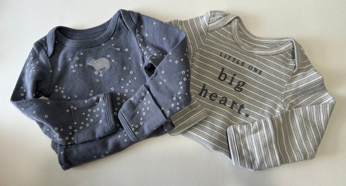 Seller 182. Newborn Carters long sleeve onesie