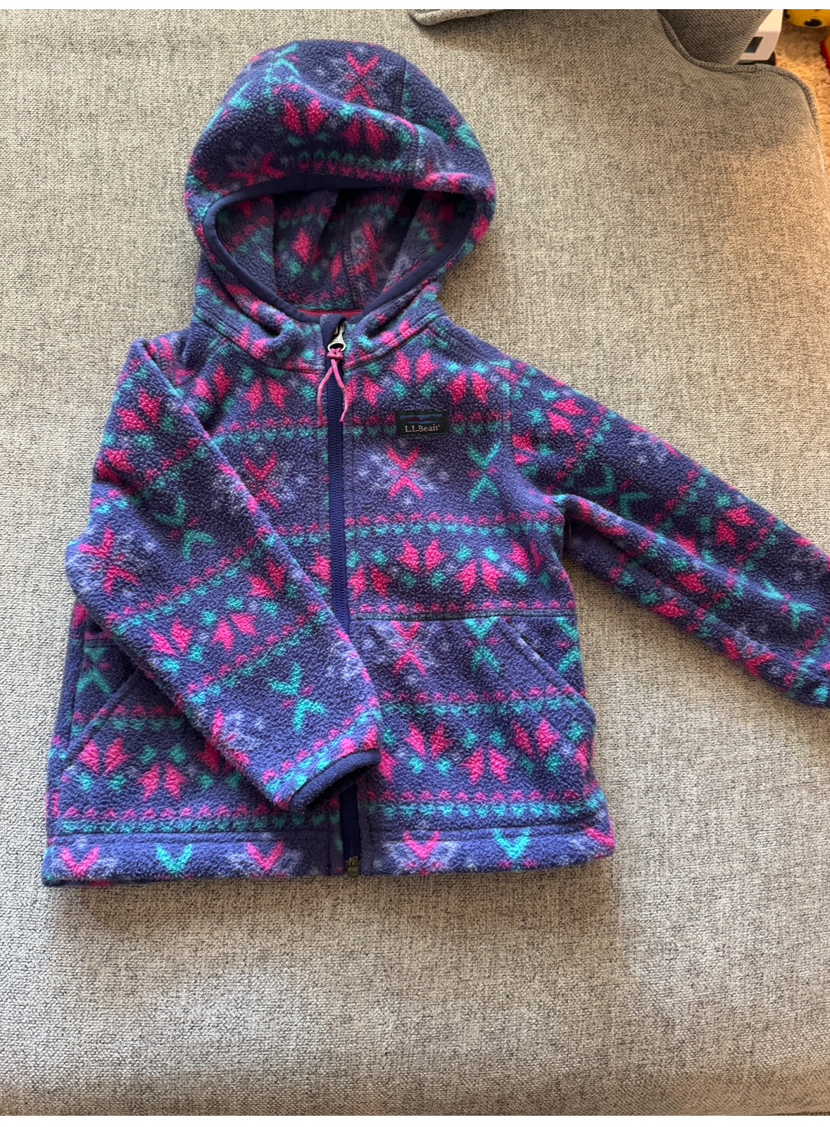 REDUCED PRICE #34 ll bean girl 2 t fleece zip up jacket