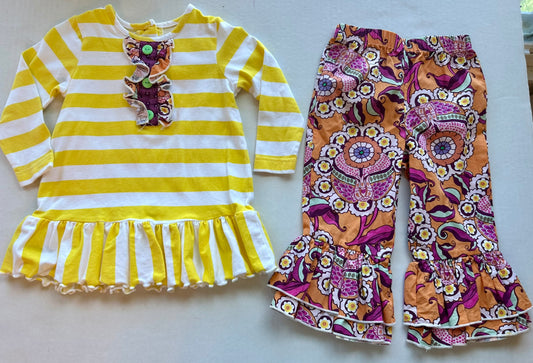 #88 2T Ricrac  and ruffles VGUC tunic