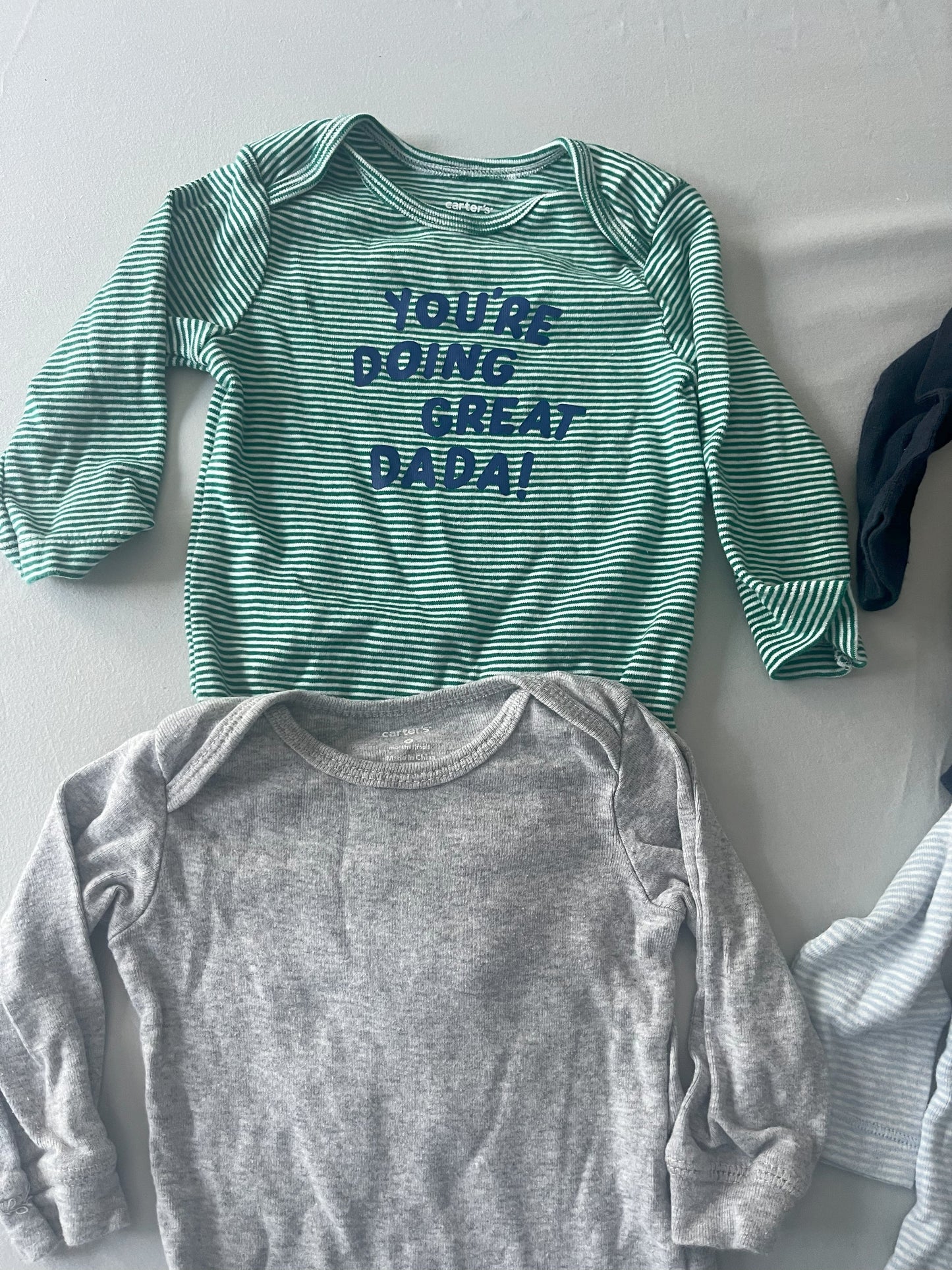 #211 REDUCED Carters 6m Mommys Man/You're Doing Great Dada Onesie Set of 4