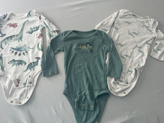 #211 REDUCED Carters 6m Dinosaur Onesie Set of 3