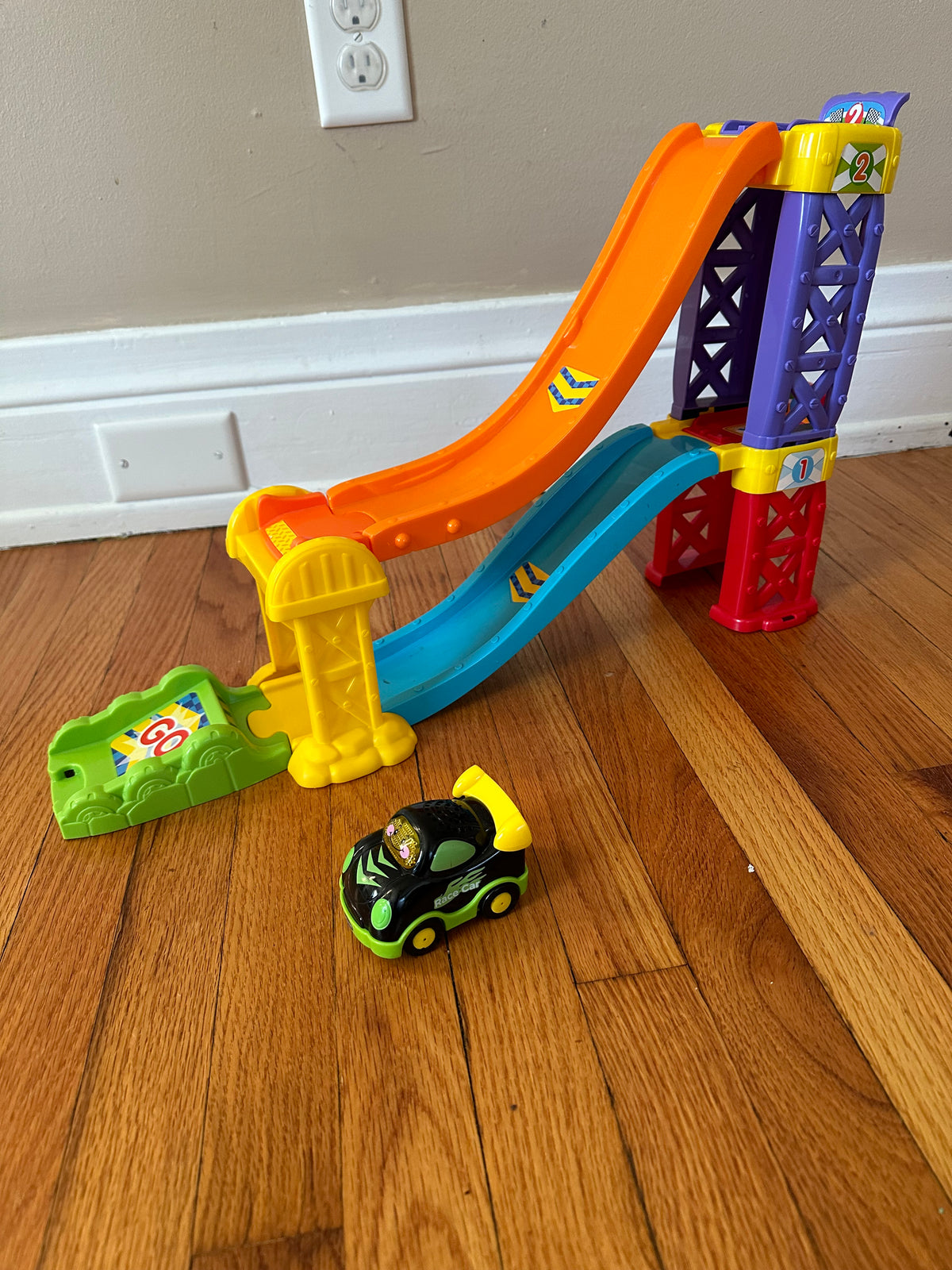 Seller 42, VTech Go! Go1 Smart Wheels 3-in-1 Launch and Play Raceway, EUC