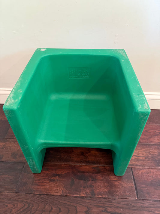 #83 ECR4Kids Cube Chair
