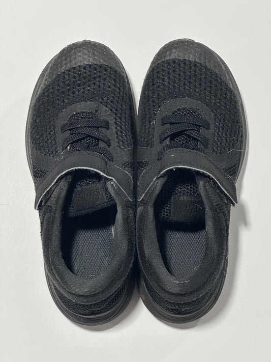Black Nike sneakers - GUC - size 13.5C