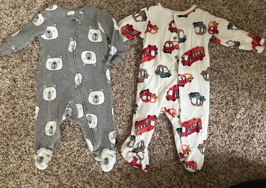 SELLER #6 Carters 3M (2) Sleepers