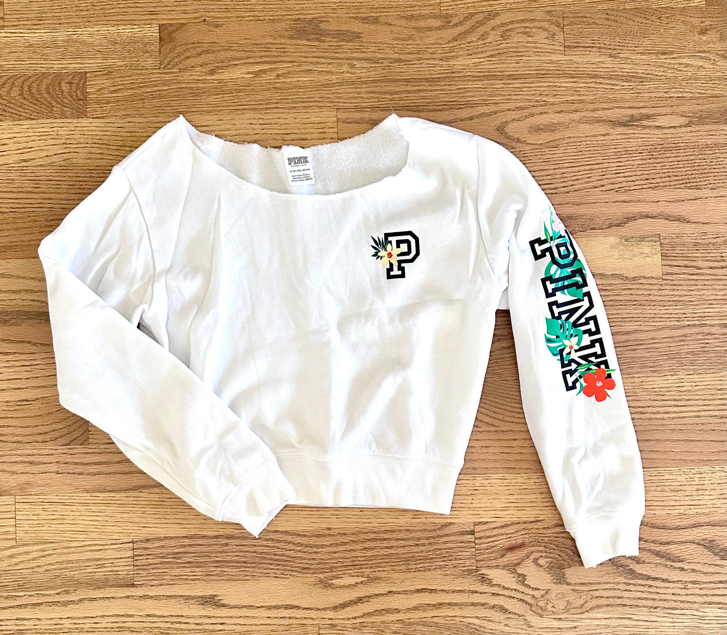 #198- Women’s/Juniors, Victoria Secret PINK, White Boat Neck Sweatshirt- Size XS