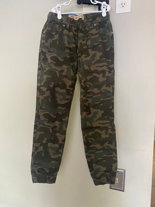 #77 NWT Camo Levi Joggers, Boys Size 12 Regular (Pair 1)