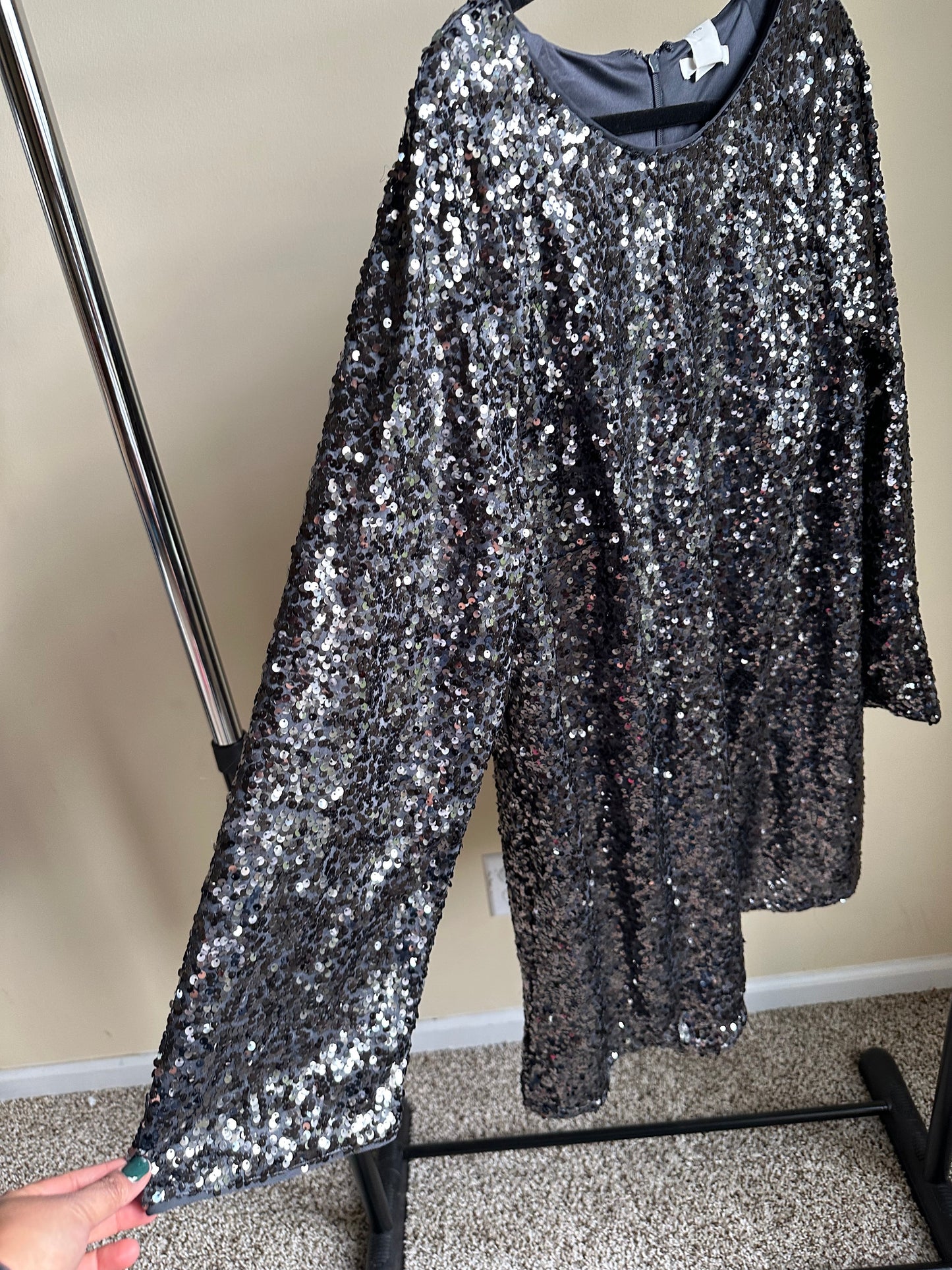 #88 REDUCED XXL H&M sequin short dress grey Nwt