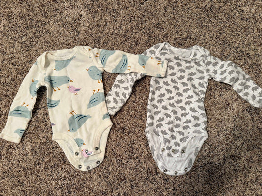 SELLER #6 Carters Newborn (2) Long Sleeve