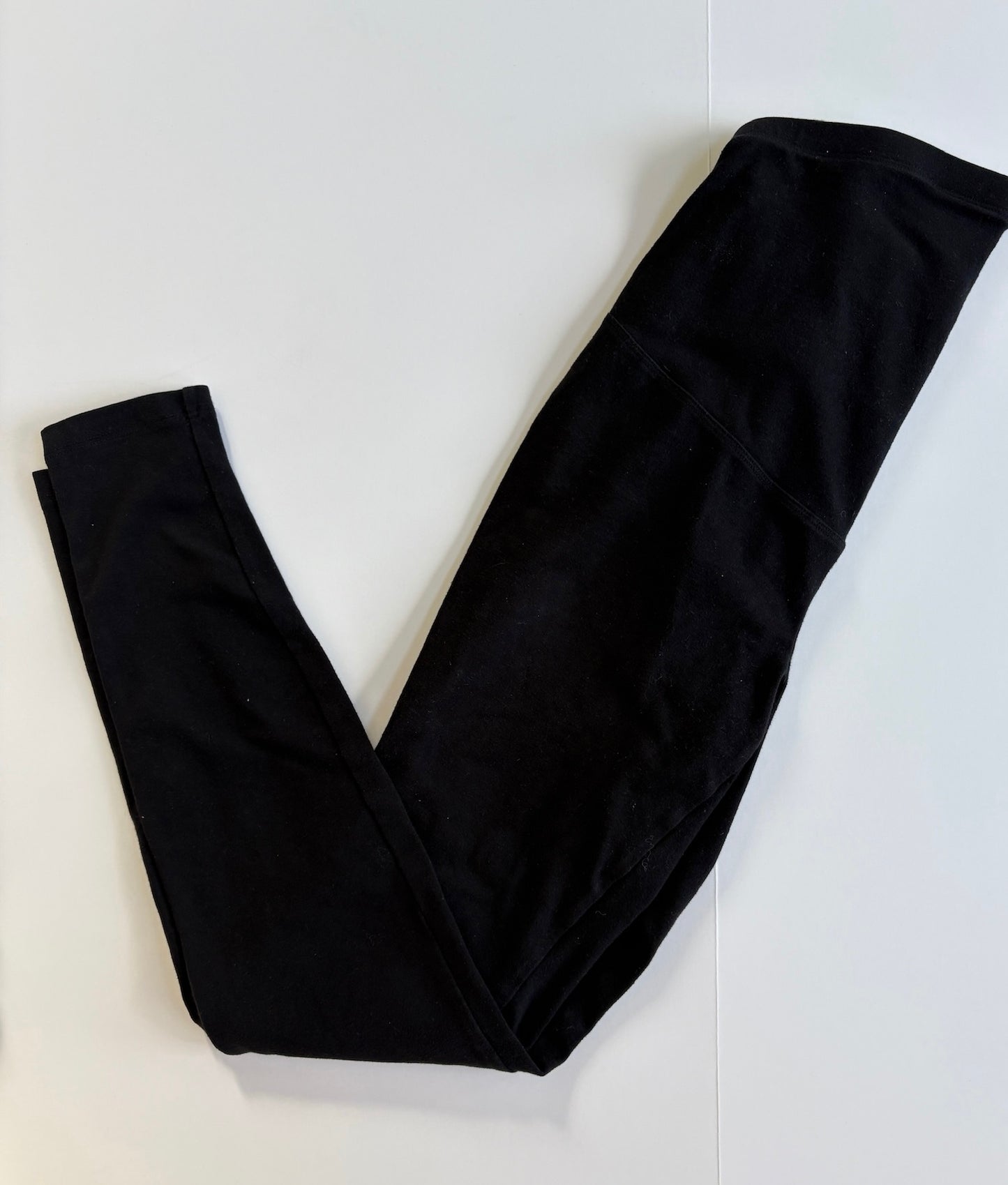 #98A - Maternity Small Black Old Navy Leggings GUC