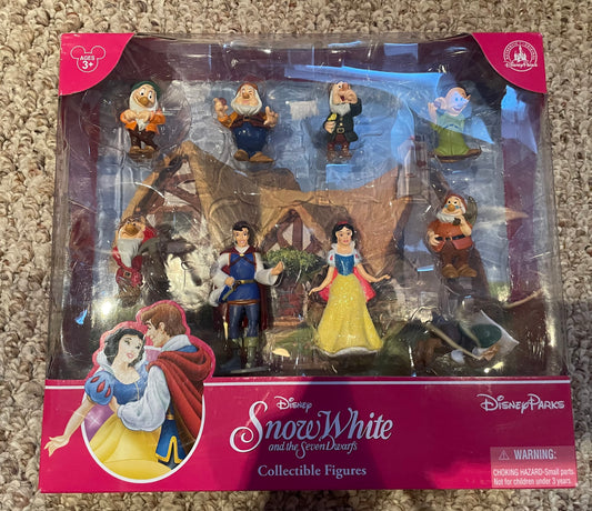 Disney - Snow White character set - NWT
