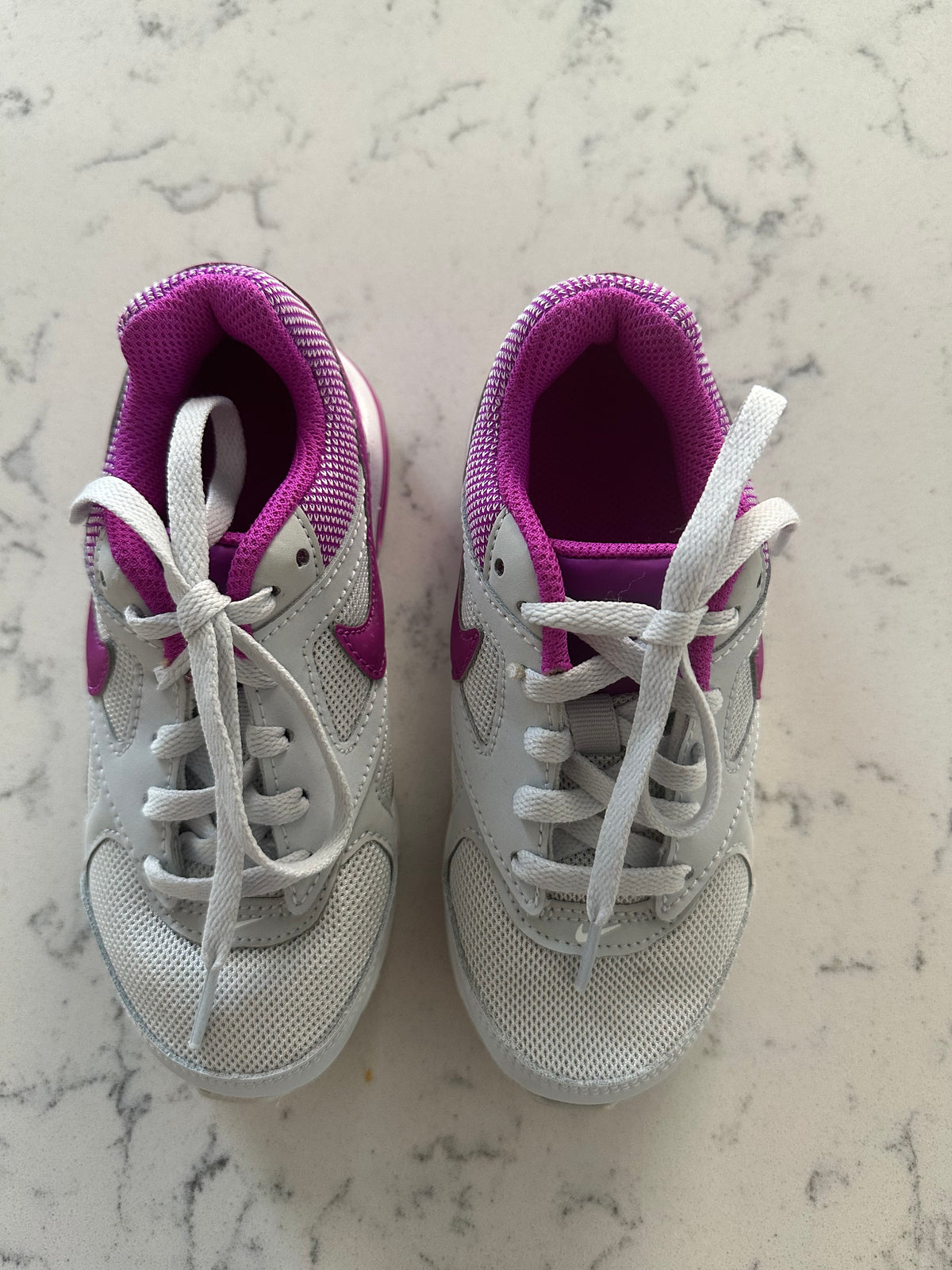 Seller 42, Nike Air Max, Gray/Purple, NEW, Girls Size 11