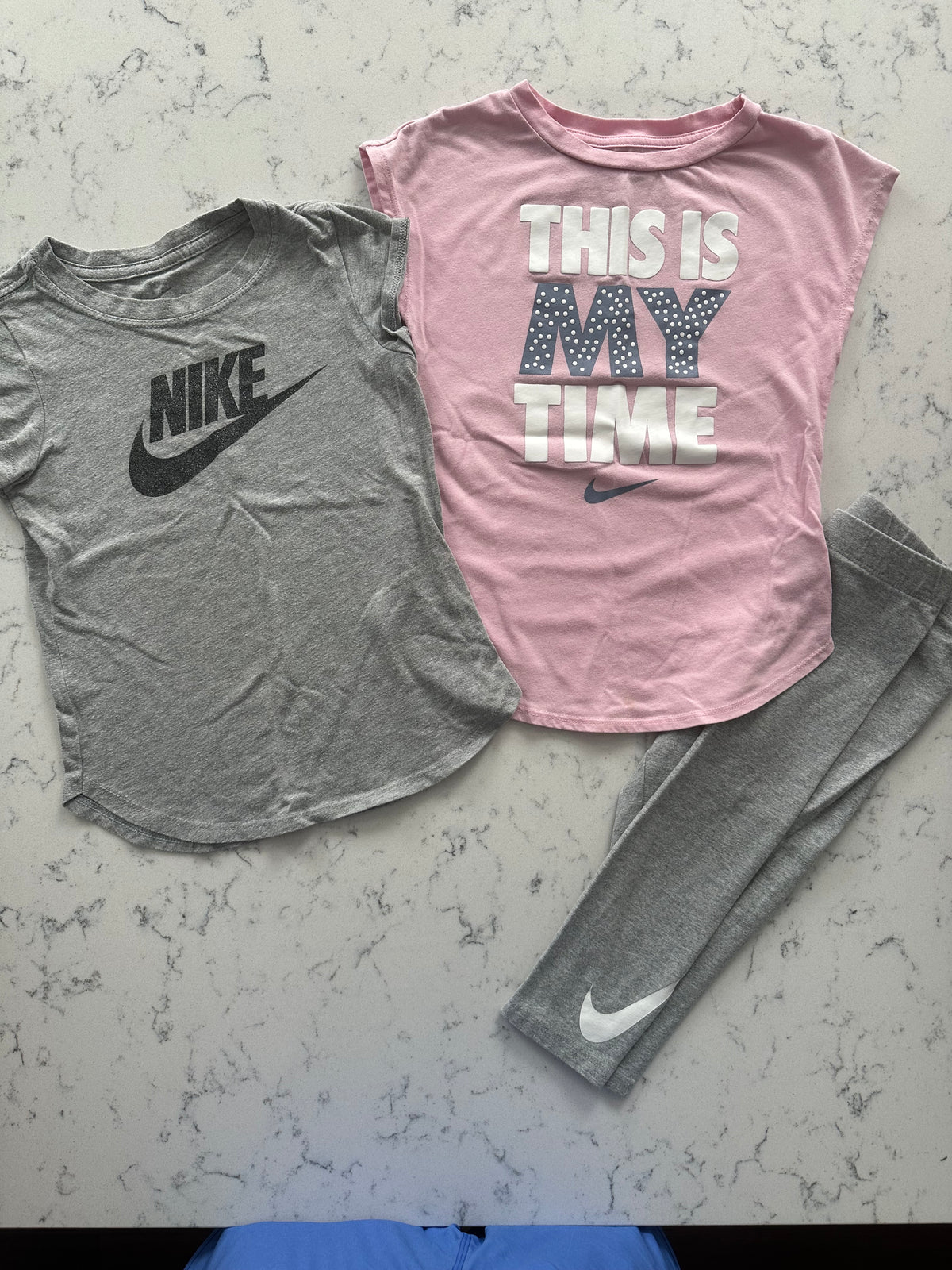 Seller 42, Nike Athletic Set, Pink/Gray, Girls Size 5/6
