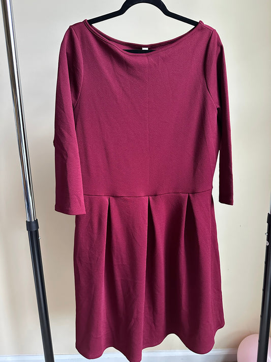 #88 REDUCED 1X nwt women’s burgundy dress