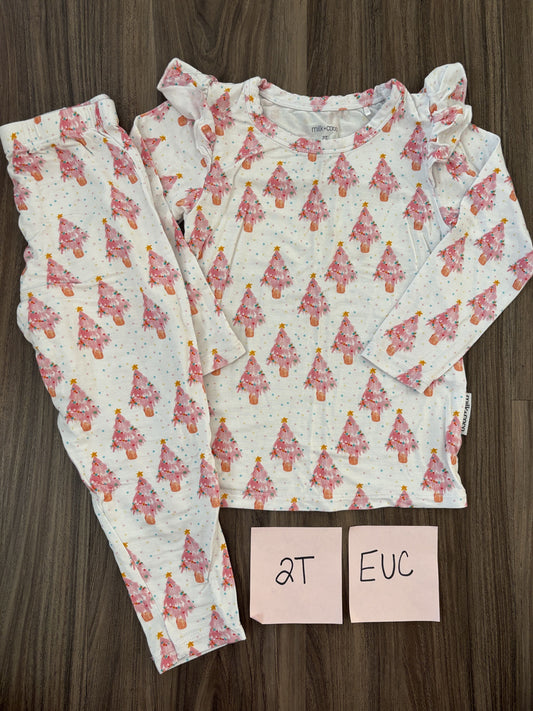#138 - 2T EUC Bamboo (Milk + Coco) Pink Christmas Tree PJs